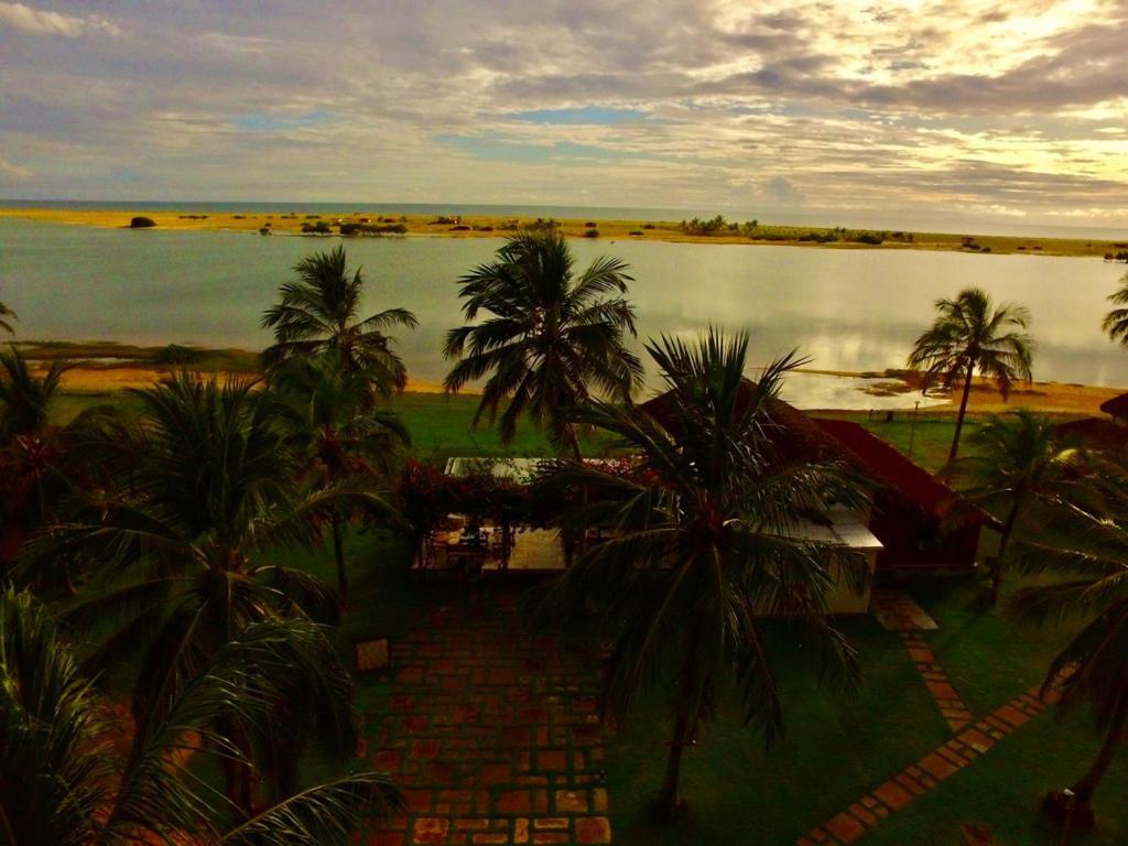 Vila Ybytu Eco Resort Itarema Exterior photo